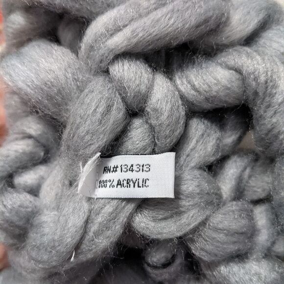 Knit infinity scarf - Picture 3 of 3